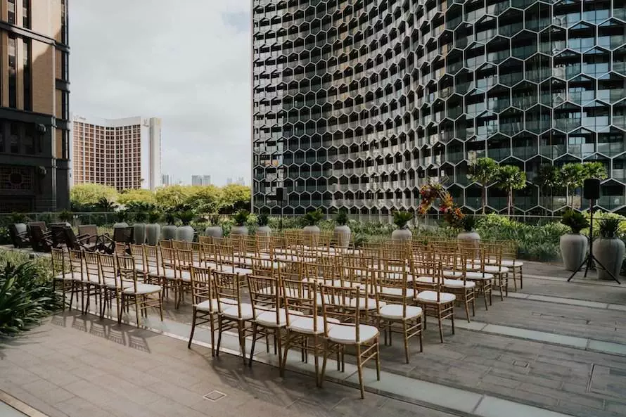 garden studio andaz hotel