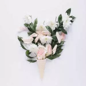 Beautiful floral arrangement with roses, lilies, and elegant centerpiece design - Flowers Background | Wedding Deco Singapore